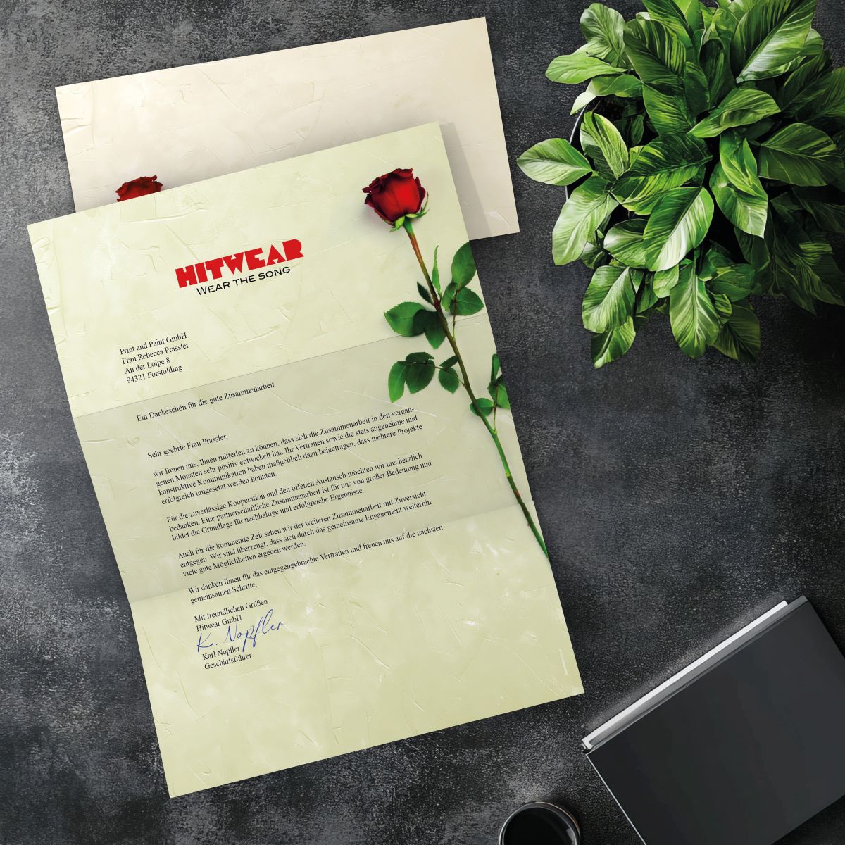 Passender DIN-LANG-Briefumschlag zum Motiv Rote Rose