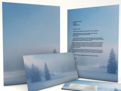 Festliches Weihnachtsbriefpapier mit Motiv Tanne im Schneewald in DIN A4